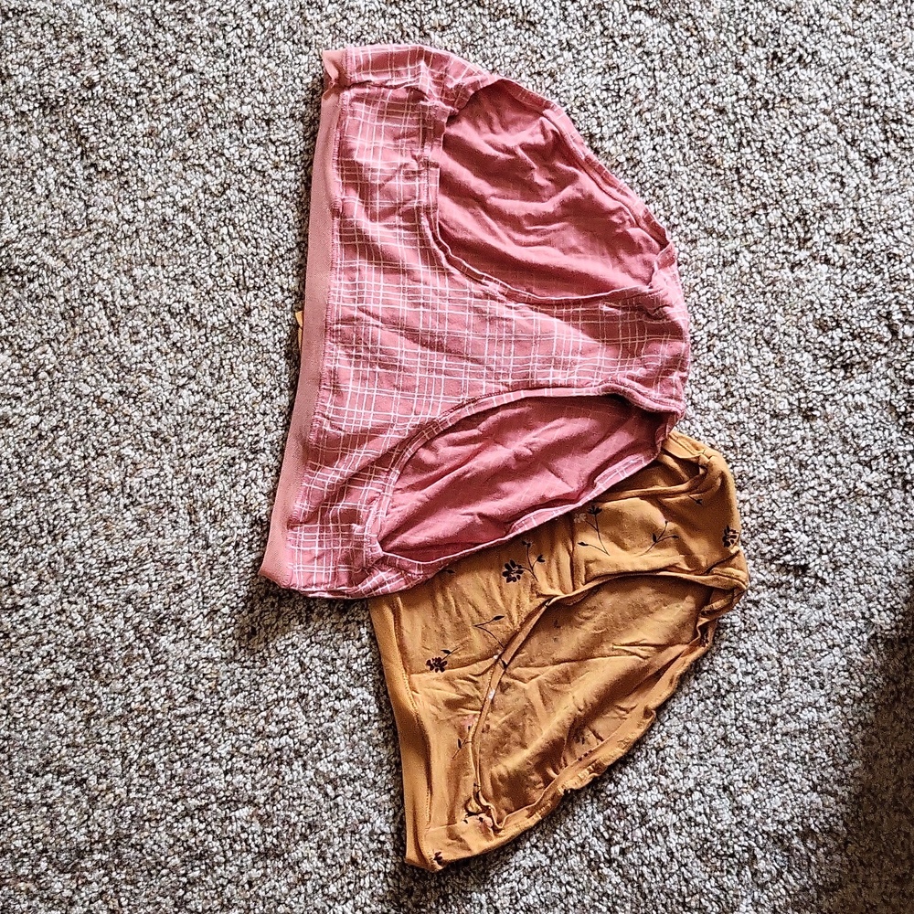 2 auden undies - size L